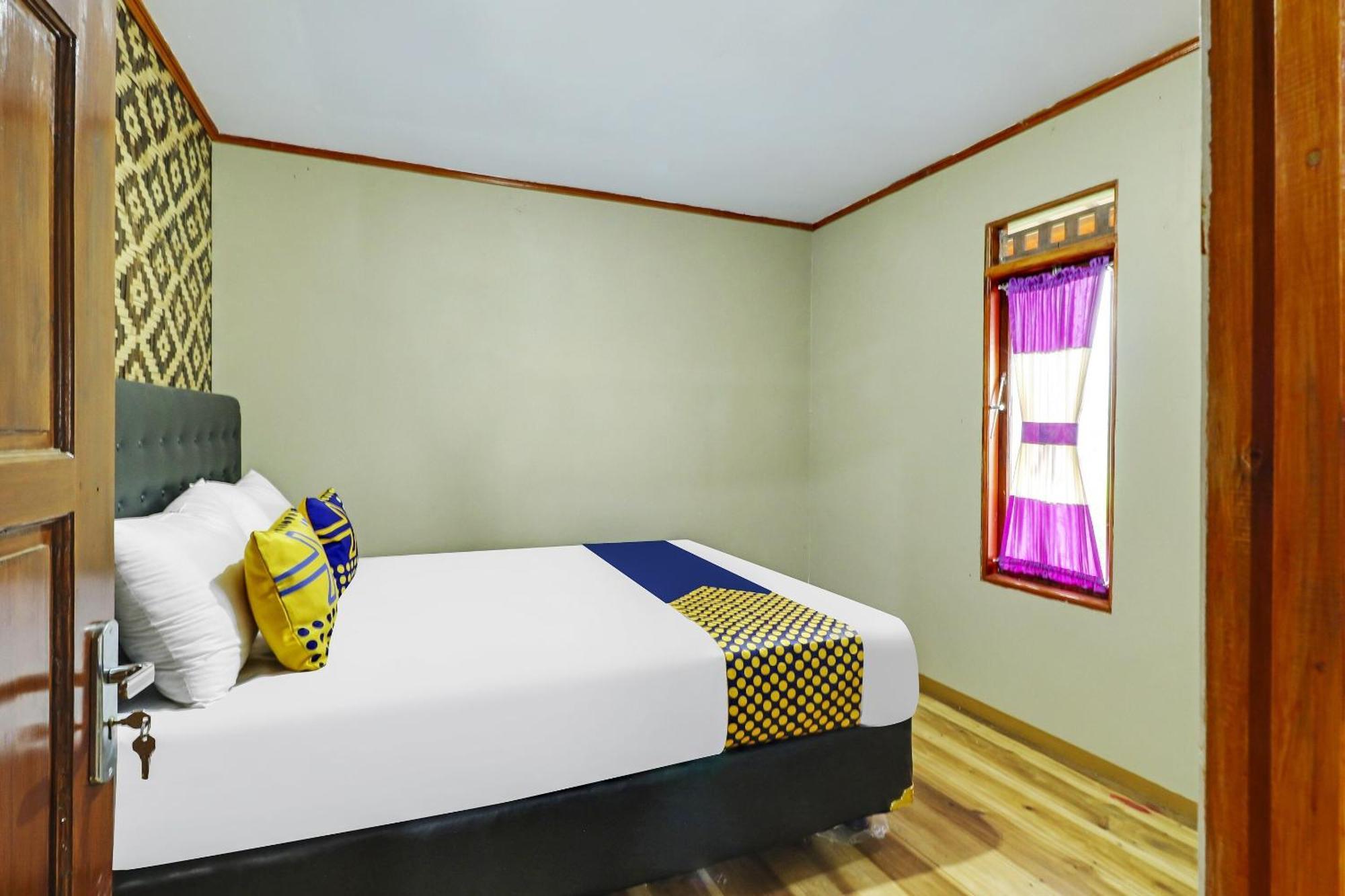 Oyo Homes 90956 Desa Wisata Guranteng Pendjalu Zewnętrze zdjęcie