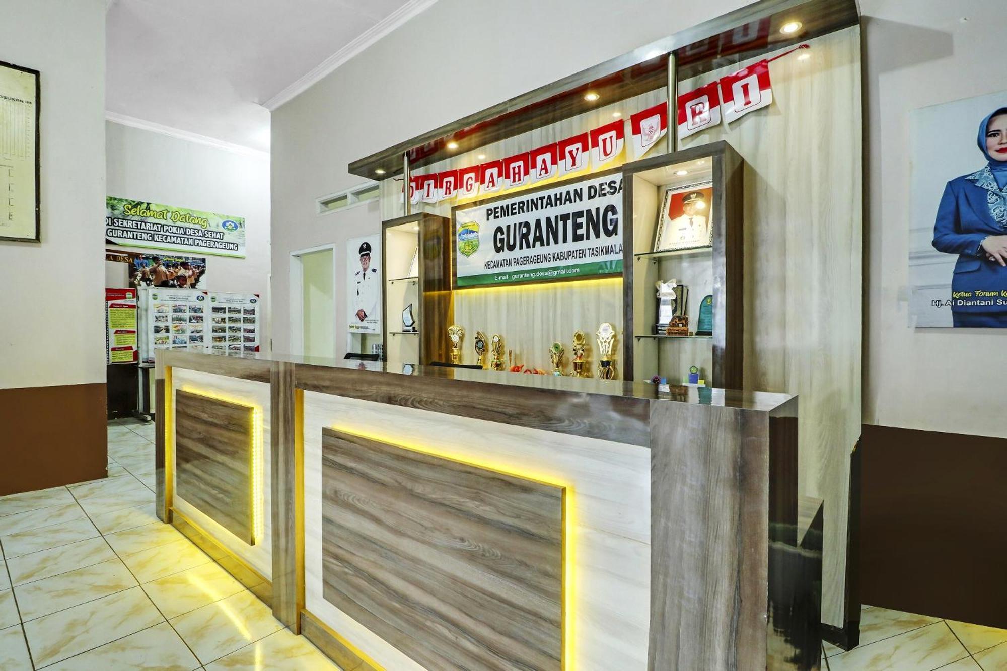 Oyo Homes 90956 Desa Wisata Guranteng Pendjalu Zewnętrze zdjęcie